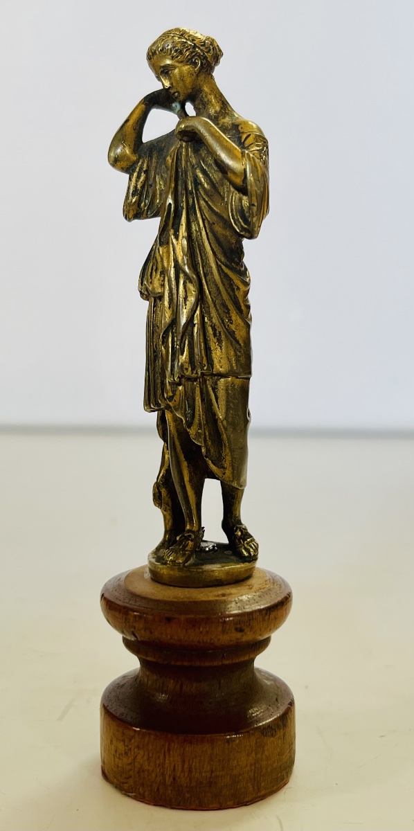 Diane De Gobies Seal -photo-1